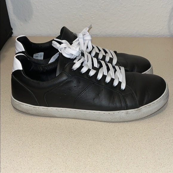 Women Black Sneakers Groundies Barefoot - Picture 3 of 7